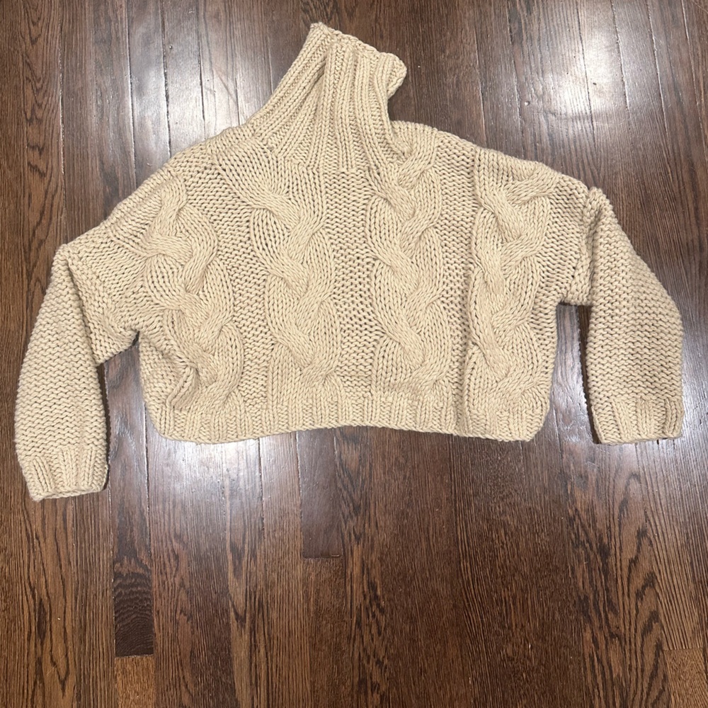 POL Tan Cable Knit Turtleneck Cropped Sweater
